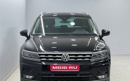 Volkswagen Tiguan II, 2019 год, 2 198 000 рублей, 6 фотография