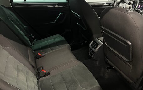 Volkswagen Tiguan II, 2019 год, 2 198 000 рублей, 17 фотография