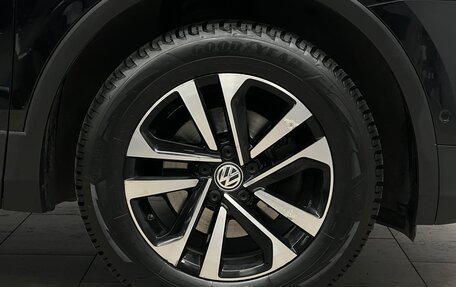 Volkswagen Tiguan II, 2019 год, 2 198 000 рублей, 22 фотография