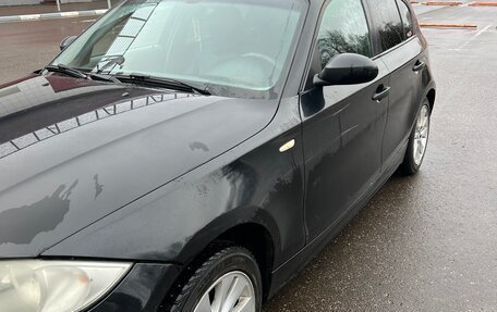 BMW 1 серия, 2004 год, 800 000 рублей, 3 фотография