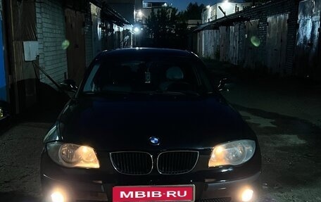 BMW 1 серия, 2004 год, 800 000 рублей, 15 фотография