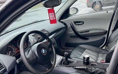 BMW 1 серия, 2004 год, 800 000 рублей, 20 фотография