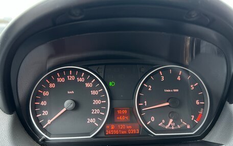 BMW 1 серия, 2004 год, 800 000 рублей, 26 фотография