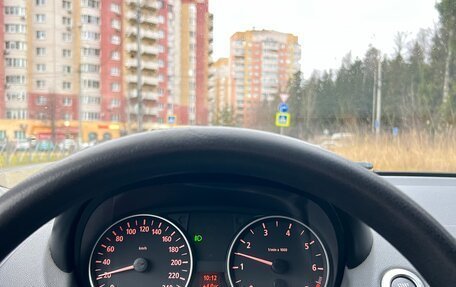 BMW 1 серия, 2004 год, 800 000 рублей, 37 фотография