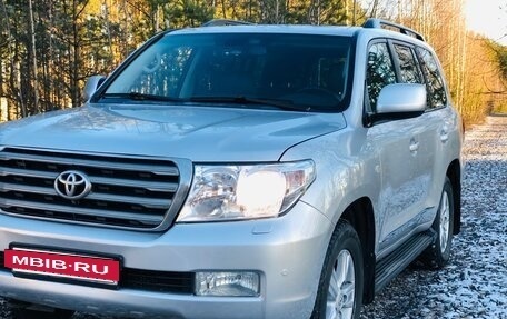 Toyota Land Cruiser 200, 2008 год, 2 350 000 рублей, 5 фотография