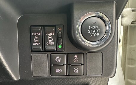 Toyota Tank I, 2019 год, 1 100 000 рублей, 28 фотография