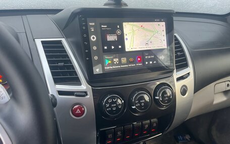 Mitsubishi Pajero Sport II рестайлинг, 2010 год, 1 650 000 рублей, 6 фотография