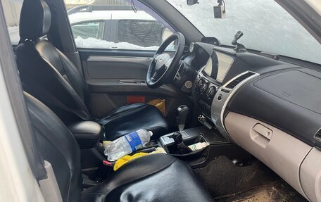 Mitsubishi Pajero Sport II рестайлинг, 2010 год, 1 650 000 рублей, 11 фотография