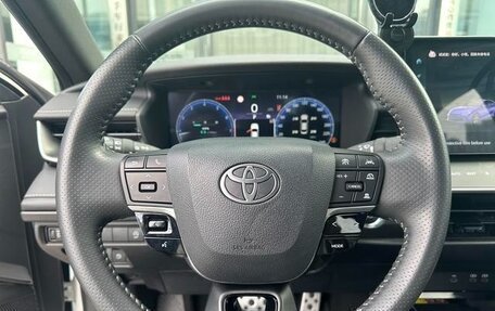 Toyota Camry, 2025 год, 3 560 000 рублей, 10 фотография