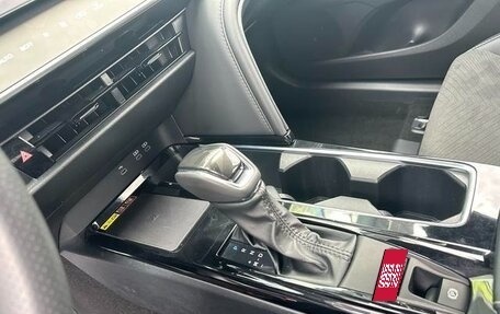 Toyota Camry, 2025 год, 3 560 000 рублей, 12 фотография