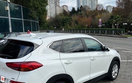 Hyundai Tucson III, 2018 год, 2 450 000 рублей, 3 фотография