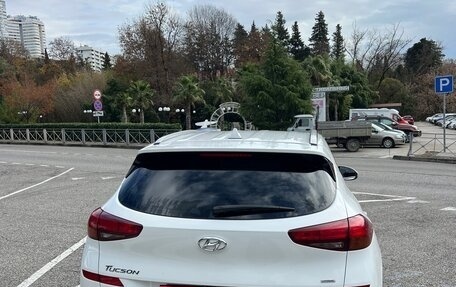 Hyundai Tucson III, 2018 год, 2 450 000 рублей, 2 фотография