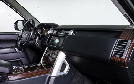 Land Rover Range Rover IV рестайлинг, 2017 год, 3 990 000 рублей, 11 фотография