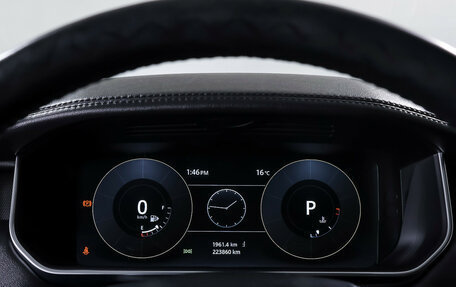 Land Rover Range Rover IV рестайлинг, 2017 год, 3 990 000 рублей, 15 фотография