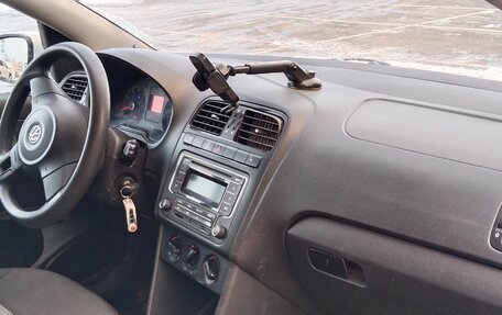 Volkswagen Polo VI (EU Market), 2013 год, 700 000 рублей, 11 фотография