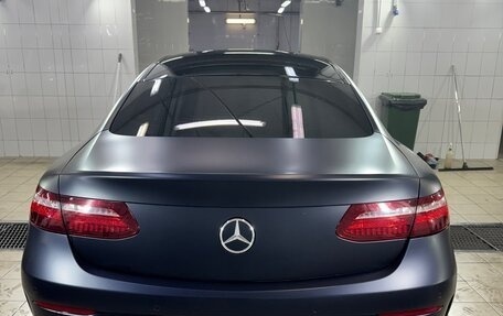 Mercedes-Benz E-Класс, 2019 год, 4 300 000 рублей, 5 фотография