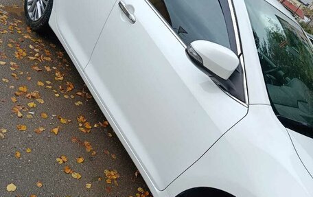 Toyota Camry, 2016 год, 2 400 000 рублей, 2 фотография