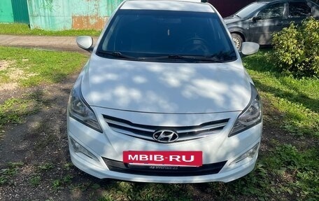 Hyundai Solaris II рестайлинг, 2014 год, 955 000 рублей, 2 фотография
