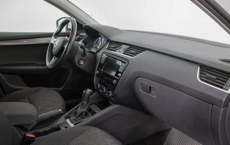 Skoda Octavia, 2020 год, 1 940 000 рублей, 9 фотография