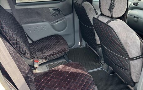 Toyota FunCargo, 1999 год, 450 000 рублей, 15 фотография