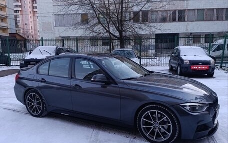 BMW 3 серия, 2018 год, 2 750 000 рублей, 3 фотография