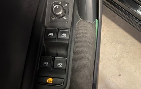 Volkswagen Tiguan II, 2019 год, 2 050 000 рублей, 10 фотография