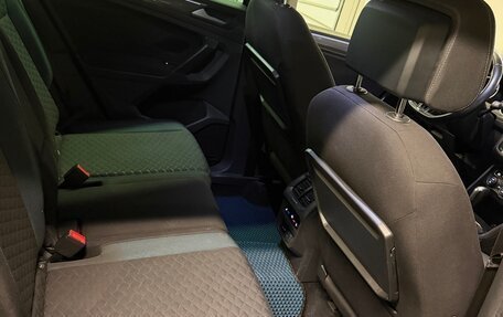 Volkswagen Tiguan II, 2019 год, 2 050 000 рублей, 16 фотография