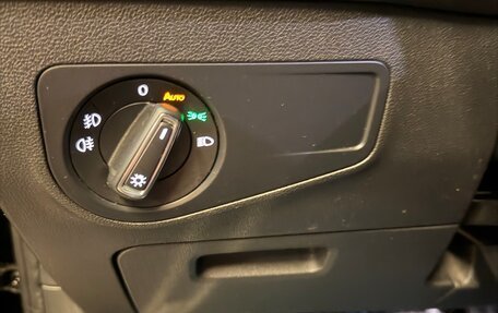 Volkswagen Tiguan II, 2019 год, 2 050 000 рублей, 21 фотография