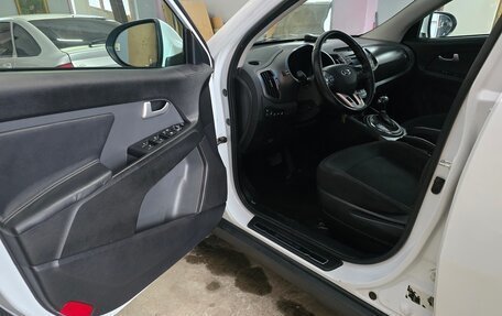 KIA Sportage III, 2012 год, 1 350 000 рублей, 10 фотография