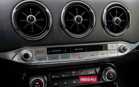 KIA Stinger I, 2018 год, 2 490 000 рублей, 15 фотография