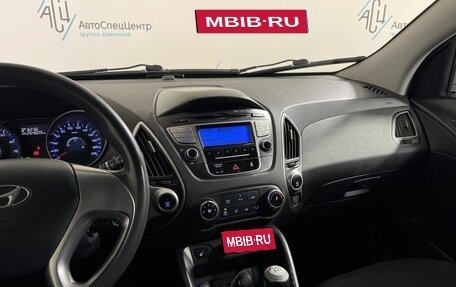 Hyundai ix35 I рестайлинг, 2011 год, 874 000 рублей, 13 фотография
