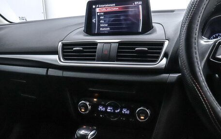 Mazda Axela, 2016 год, 1 250 000 рублей, 13 фотография