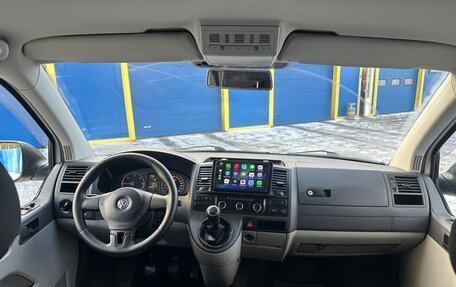 Volkswagen Caravelle T5, 2010 год, 1 920 000 рублей, 13 фотография