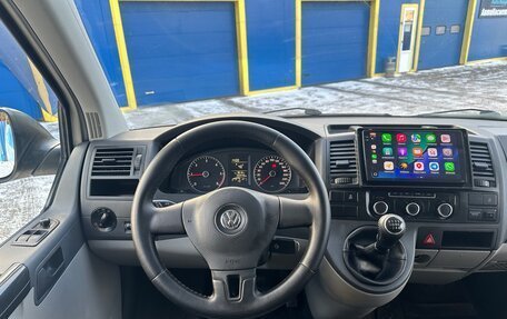 Volkswagen Caravelle T5, 2010 год, 1 920 000 рублей, 11 фотография