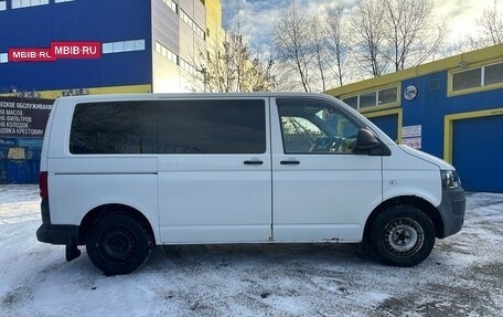 Volkswagen Caravelle T5, 2010 год, 1 920 000 рублей, 6 фотография