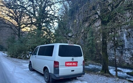 Volkswagen Caravelle T5, 2010 год, 1 920 000 рублей, 18 фотография