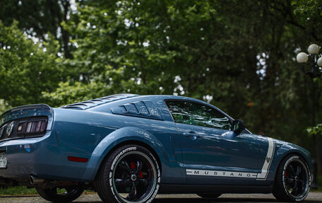 Ford Mustang VI рестайлинг, 2005 год, 7 100 000 рублей, 4 фотография