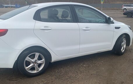 KIA Rio III рестайлинг, 2013 год, 830 000 рублей, 4 фотография