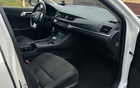 Lexus CT I рестайлинг, 2012 год, 1 550 000 рублей, 15 фотография