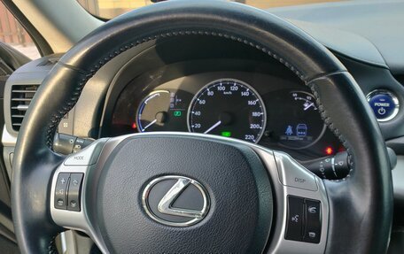 Lexus CT I рестайлинг, 2012 год, 1 550 000 рублей, 25 фотография