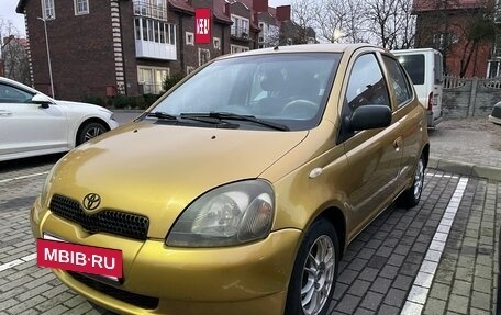 Toyota Yaris I рестайлинг, 1999 год, 349 999 рублей, 2 фотография