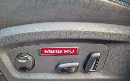 Volkswagen Multivan T6 рестайлинг, 2017 год, 3 900 000 рублей, 16 фотография