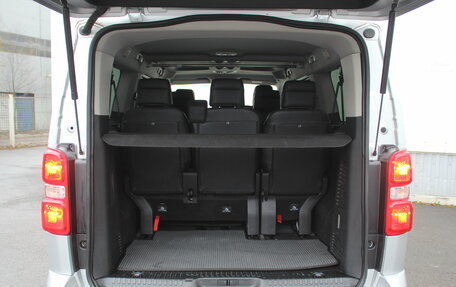 Peugeot Traveller I, 2018 год, 2 665 000 рублей, 8 фотография