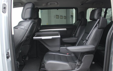 Peugeot Traveller I, 2018 год, 2 665 000 рублей, 20 фотография