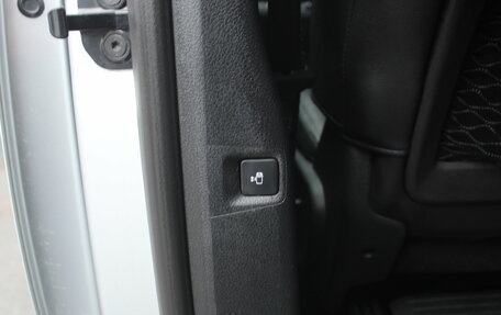 Peugeot Traveller I, 2018 год, 2 665 000 рублей, 22 фотография