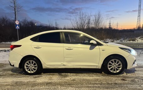 Hyundai Solaris II рестайлинг, 2018 год, 1 380 000 рублей, 4 фотография