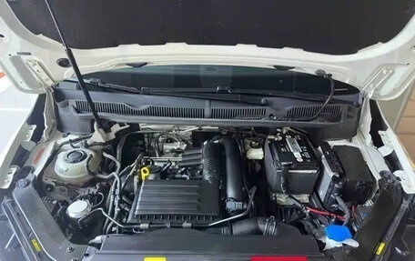 Volkswagen Touran III, 2021 год, 2 133 069 рублей, 3 фотография