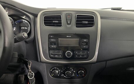 Renault Logan II, 2019 год, 1 130 000 рублей, 10 фотография