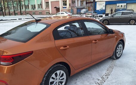 KIA Rio IV, 2017 год, 1 299 000 рублей, 11 фотография