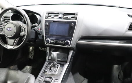 Subaru Outback IV рестайлинг, 2019 год, 2 630 000 рублей, 15 фотография